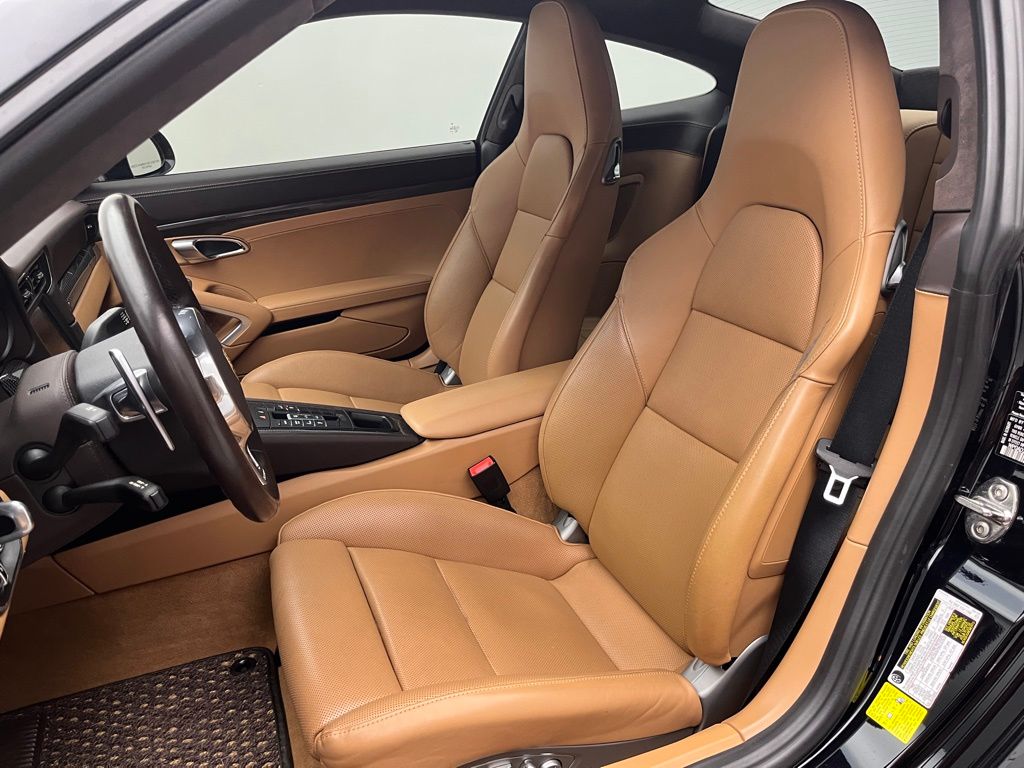 Thumbnail: 2015 Porsche 911 - 5