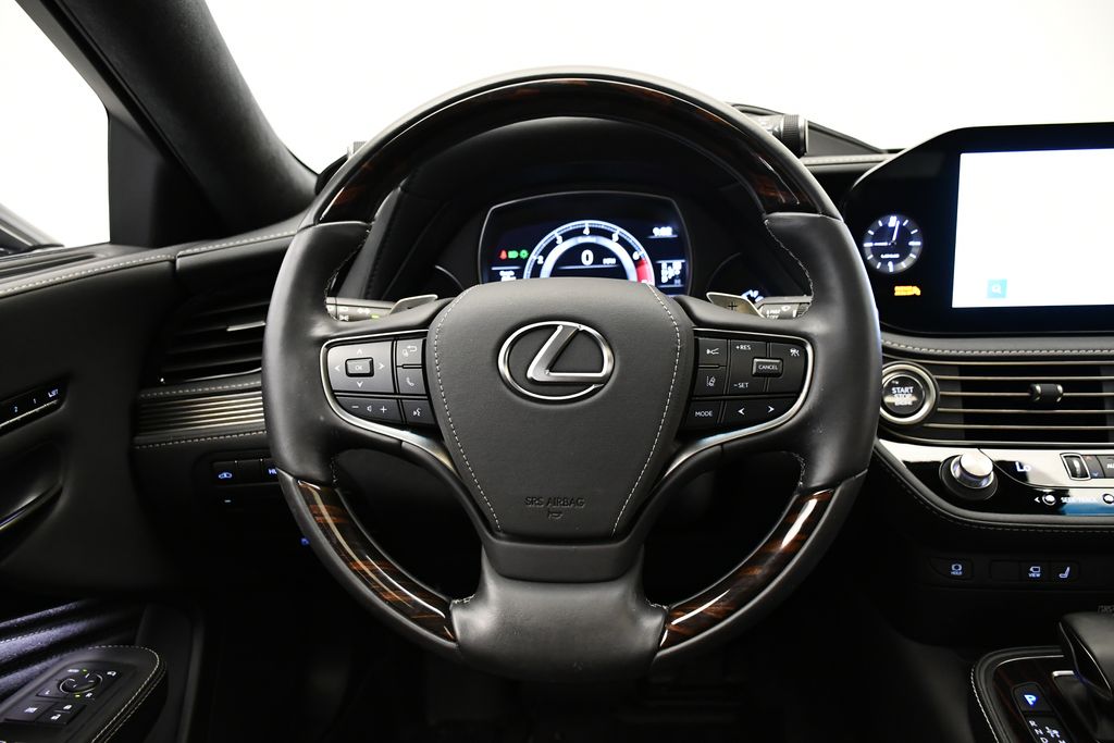 Thumbnail: 2023 Lexus LS - 19