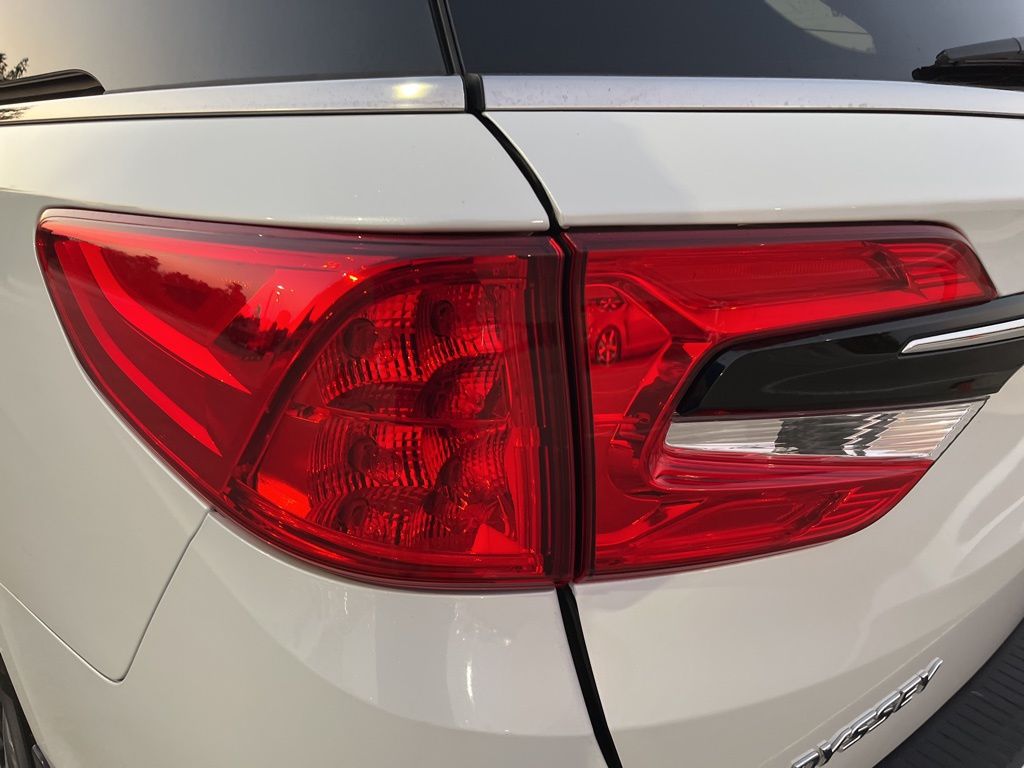 Thumbnail: 2023 Honda Odyssey - 7