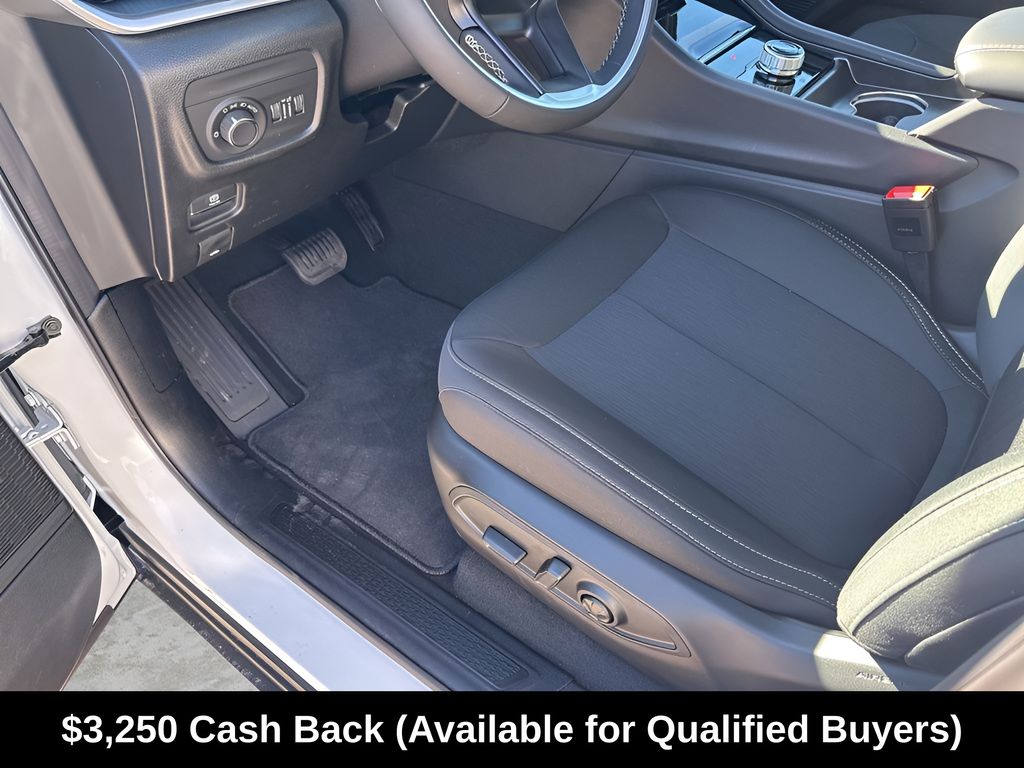 New Car 2025 Jeep Grand Cherokee  For Sale Under $40,000 In Austin, Texas