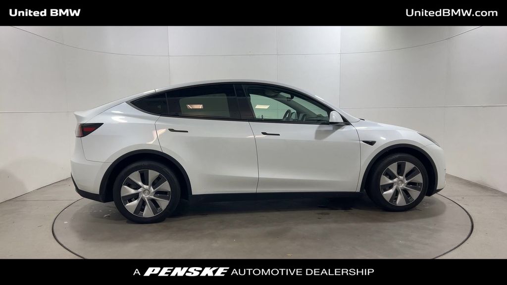 Thumbnail: 2023 Tesla Model Y - 9