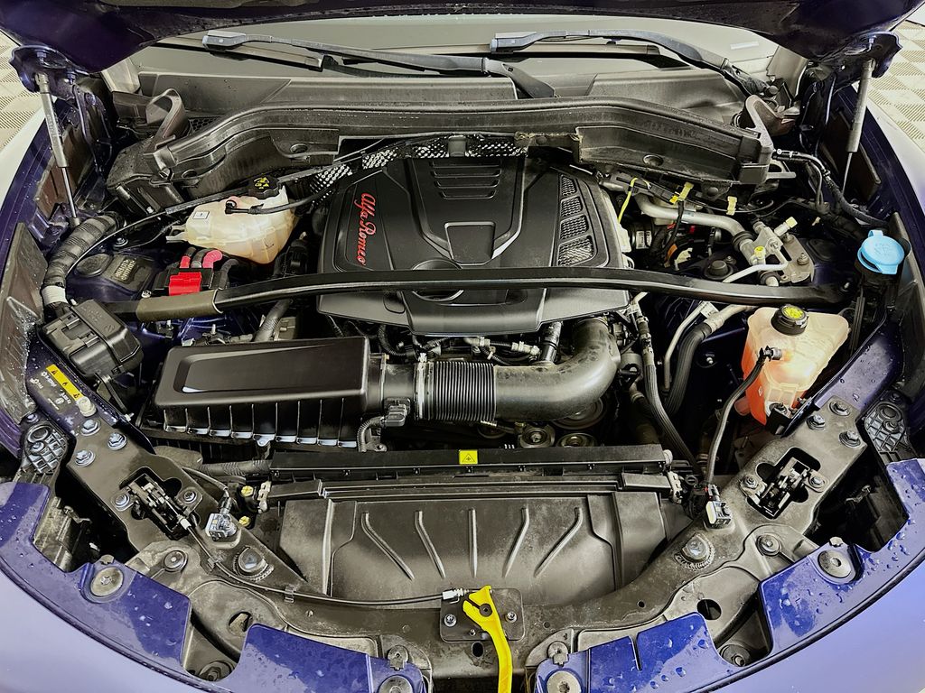 Thumbnail: 2020 Alfa Romeo Stelvio - 30