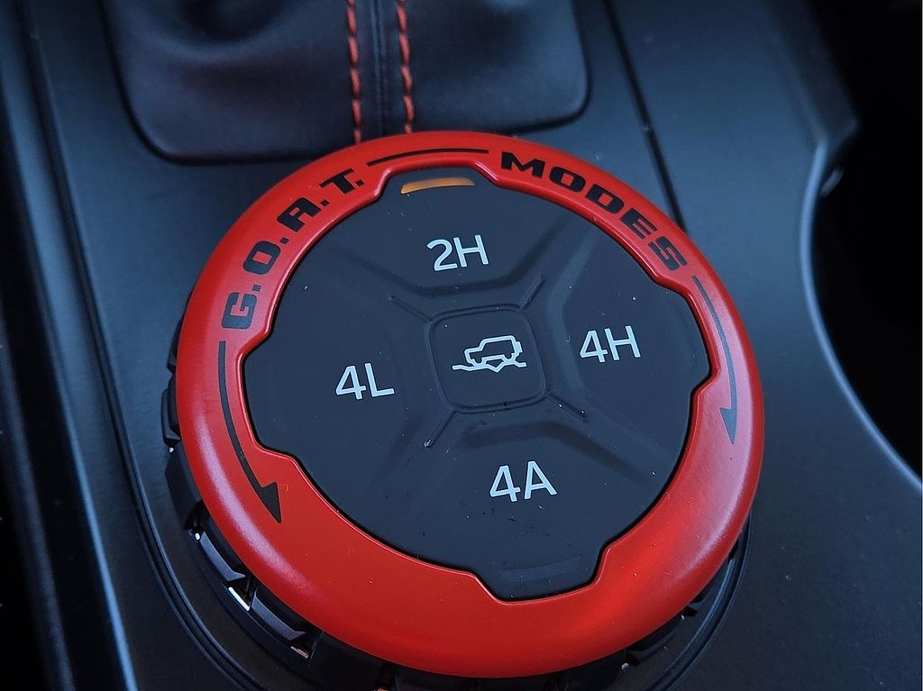 New 2025 Ford Bronco For Sale in Farmington, AR