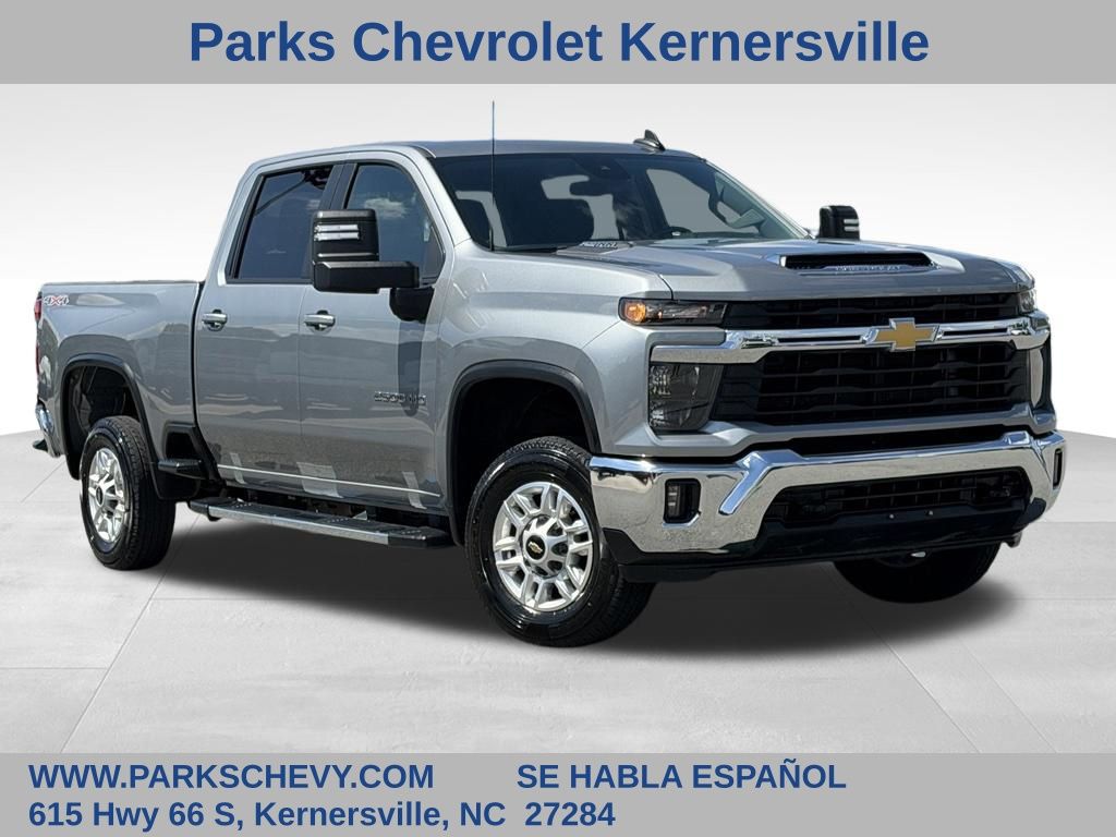 Sterling Gray Metallic 2025 Chevrolet Silverado 2500HD Pickup Truck Four-Wheel Drive Automatic