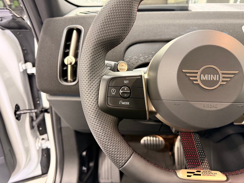 Thumbnail: 2027 MINI Cooper Countryman - 13