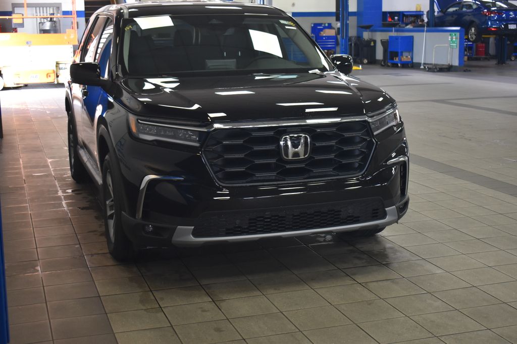 Thumbnail: 2025 Honda Pilot - 3