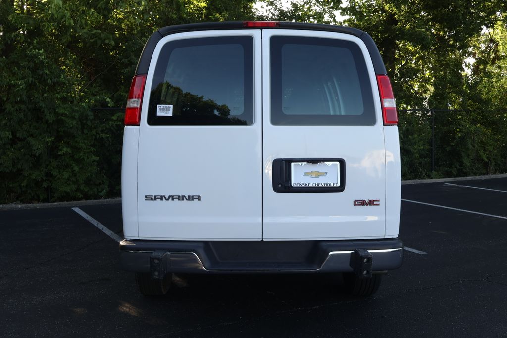 Thumbnail: 2023 GMC Savana - 6