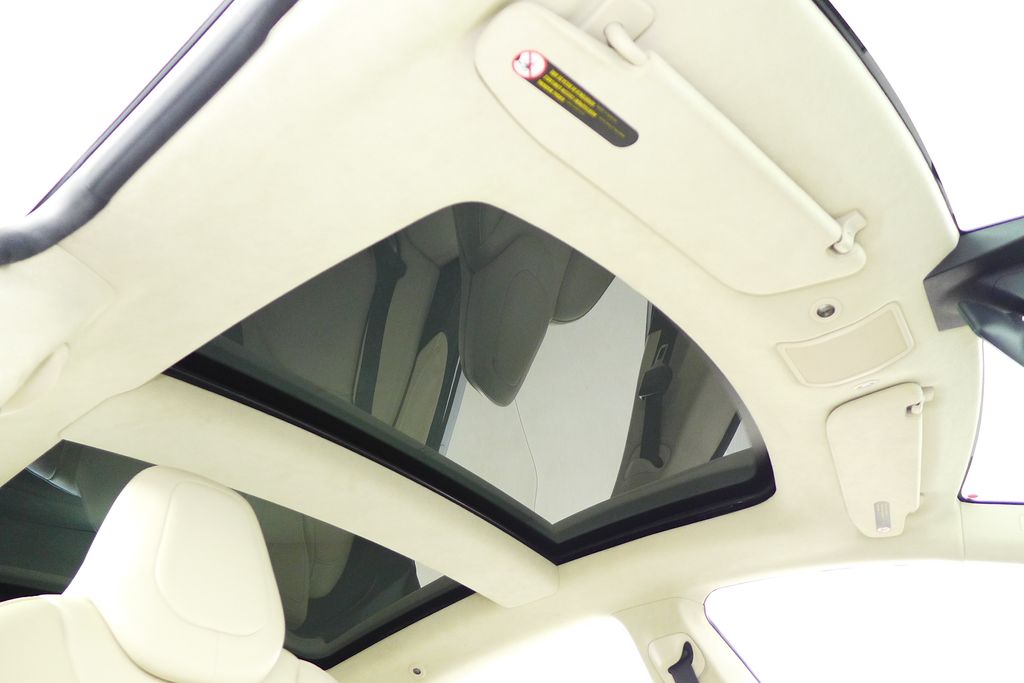 Thumbnail: 2018 Tesla Model S - 18