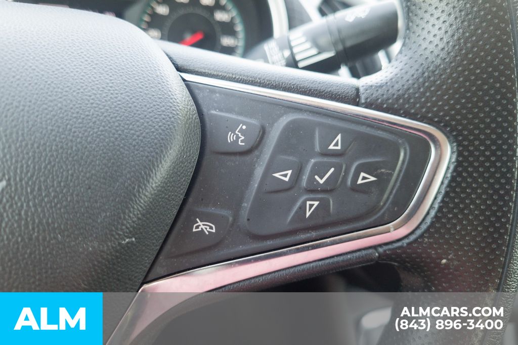 Used 2024 Gray Chevrolet LT image 11