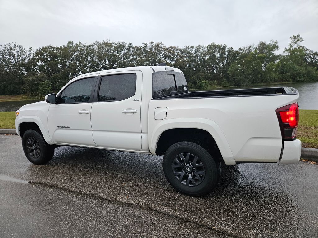 2023 Toyota Tacoma SR5 3