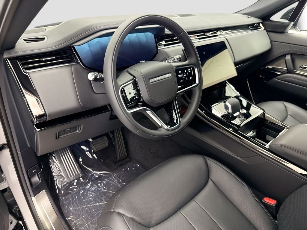 Thumbnail: 2026 Land Rover Range Rover Sport - 9