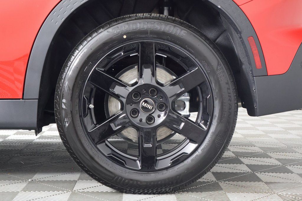 Thumbnail: 2027 MINI Cooper Countryman - 10