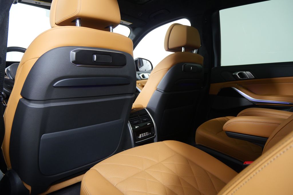 2025 BMW X7 xDrive40i 20