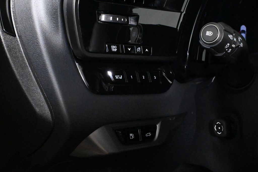 Thumbnail: 2024 Lexus RX - 27