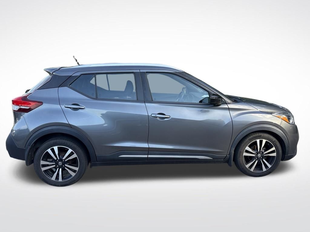 2019 Nissan Kicks SR Gray at Phil Fitts Ford