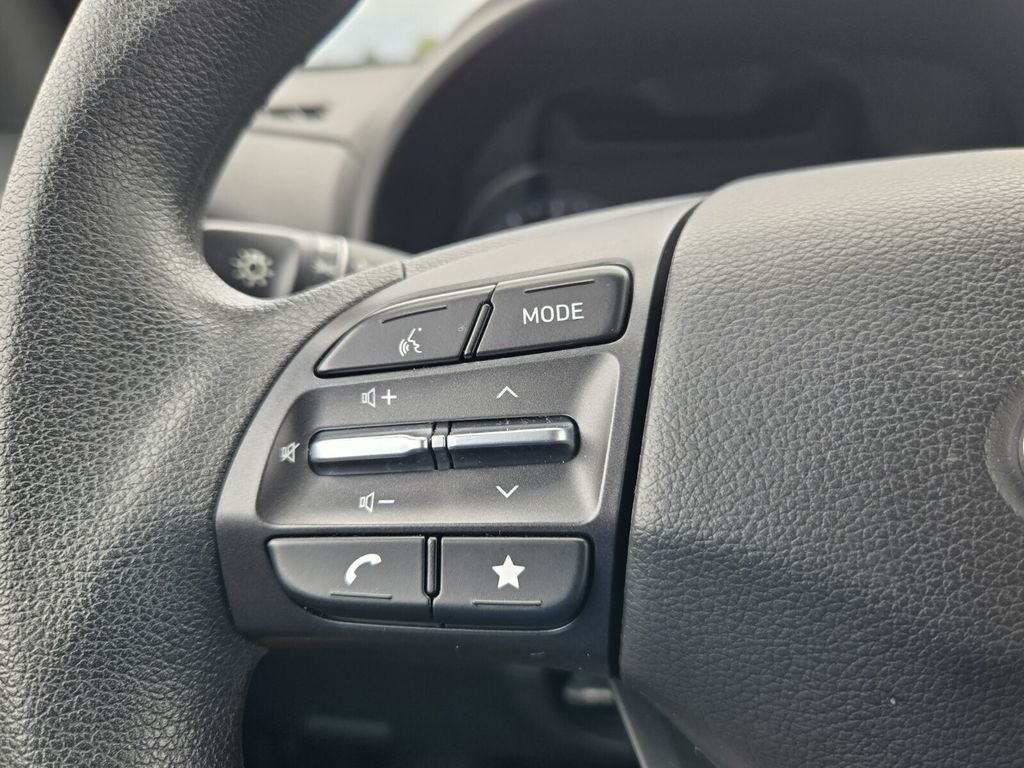 2023 Hyundai Kona - $19,599