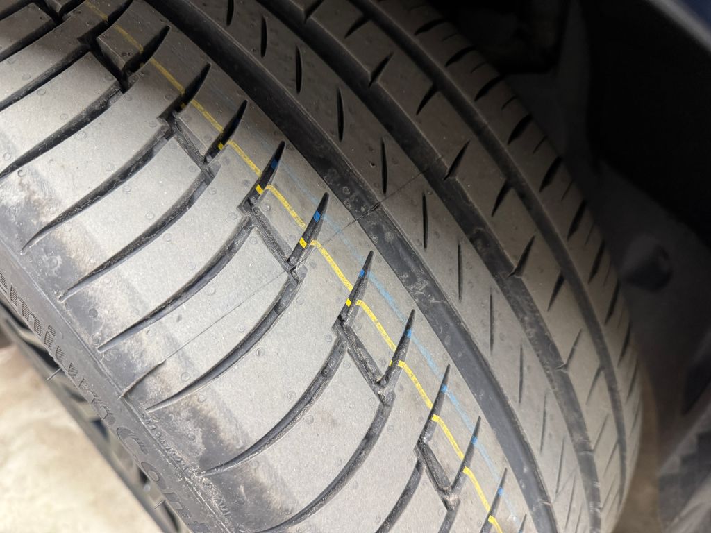 Certified Used 2024 Black BMW xDrive40i image 29