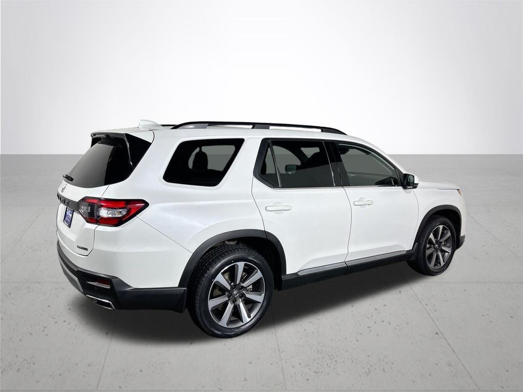 2024 Honda Pilot Touring