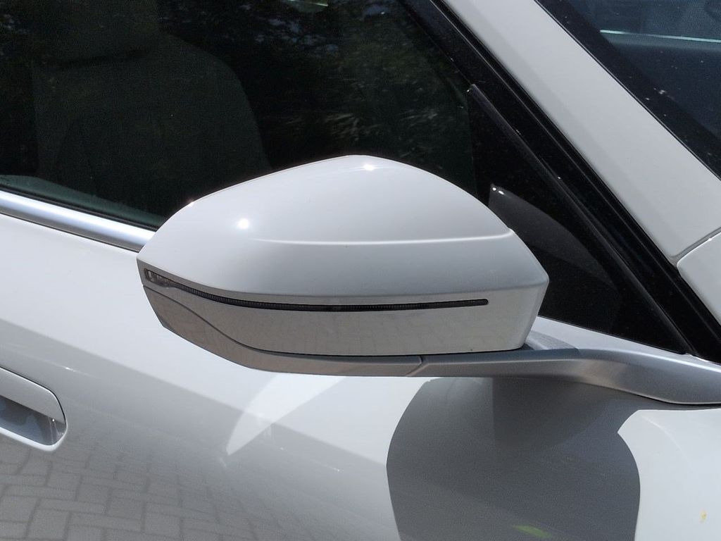 New 2026 White BMW 30 xDrive image 12