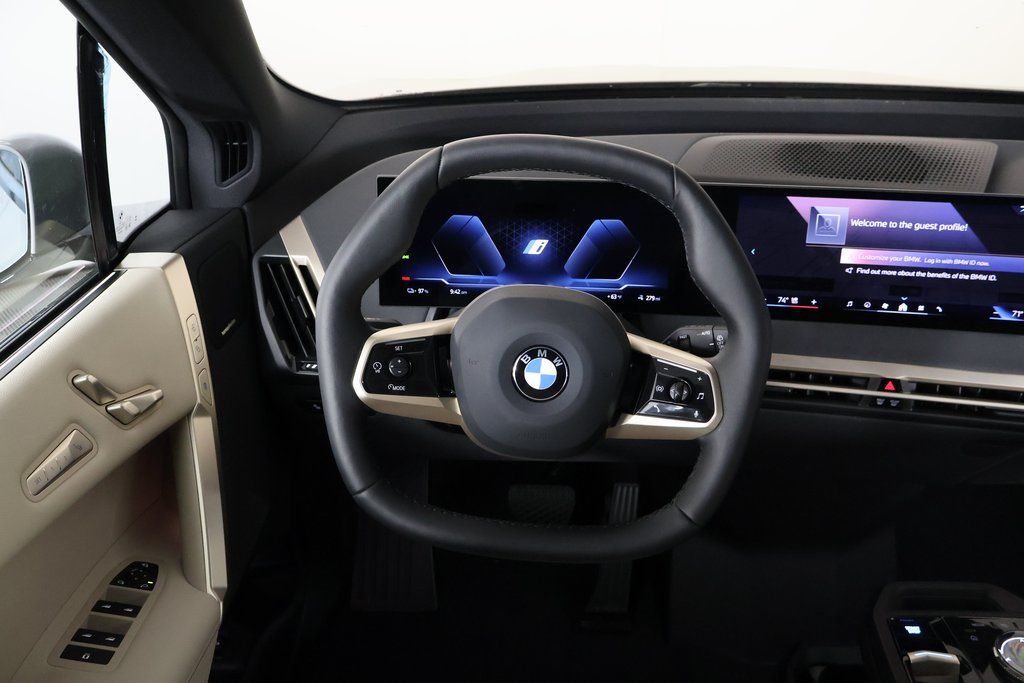 Thumbnail: 2026 BMW iX - 3