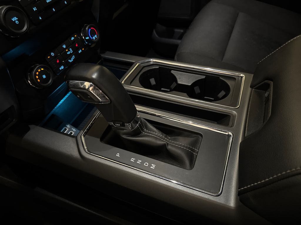 2020 Oxford White Ford F-150 XLT RWD Truck