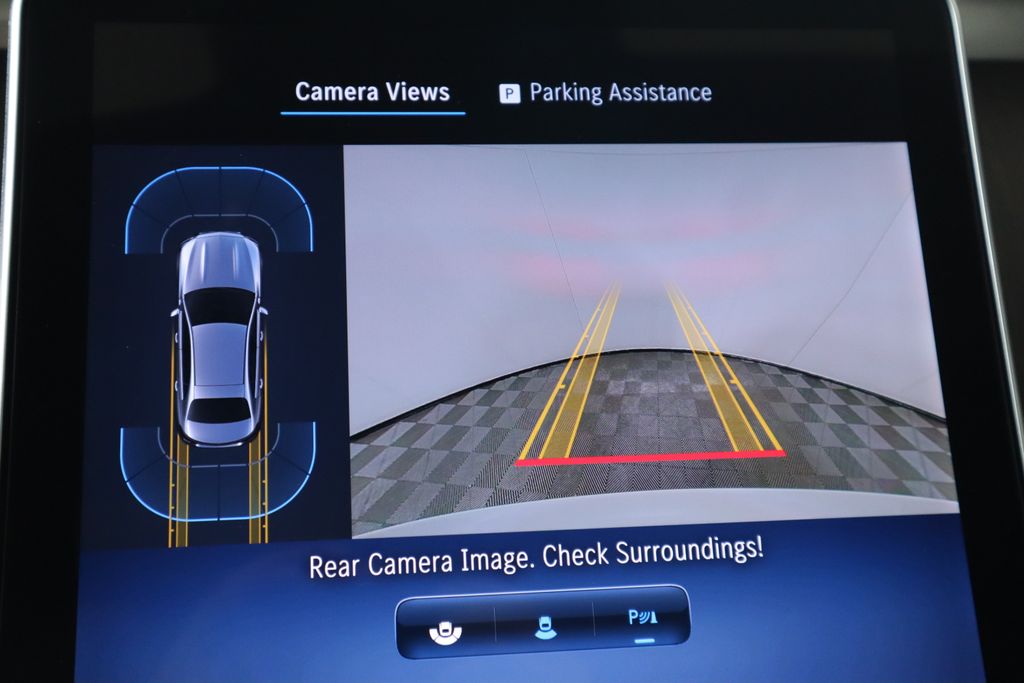 Thumbnail: 2025 Mercedes-Benz C-Class - 15