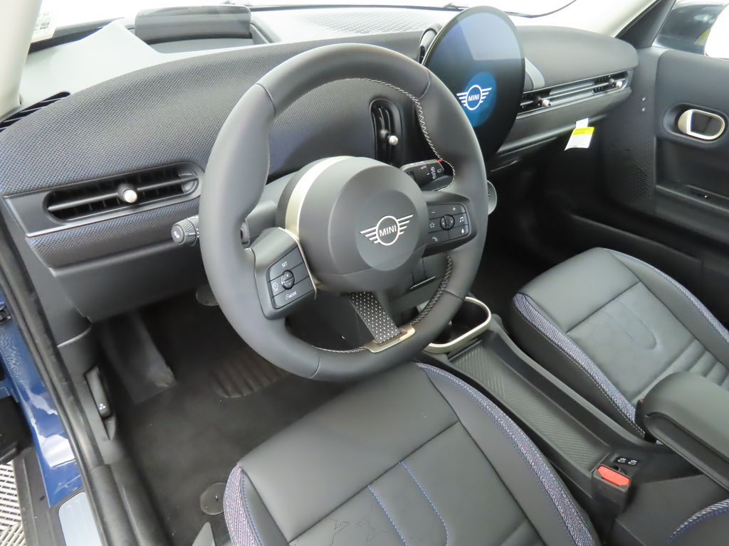 Thumbnail: 2025 MINI Cooper Hardtop - 9