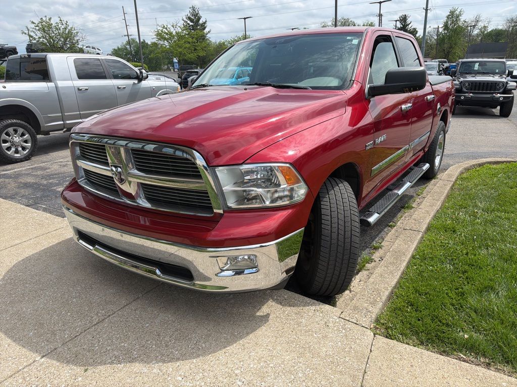Red 2009 Dodge RAM 1500 SLT Crew Cab RWD Pickup Truck 4X2 5-Speed Automatic