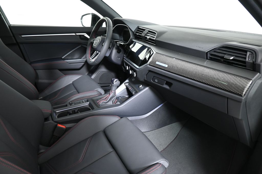 Thumbnail: 2025 Audi Q3 - 23