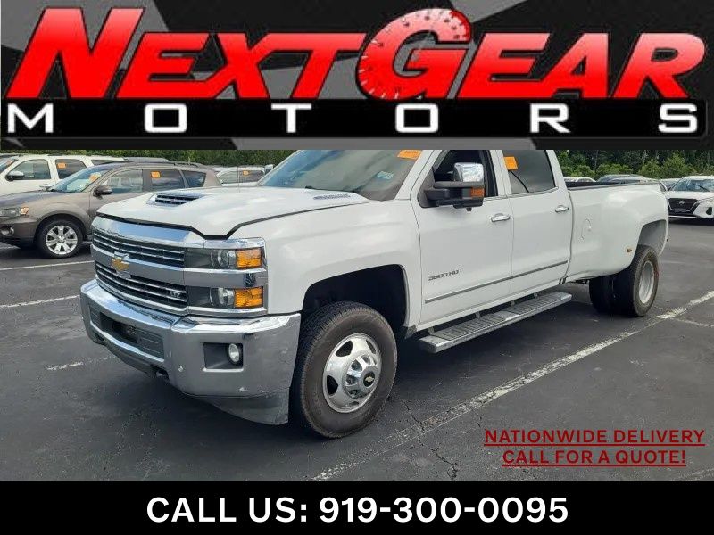 Summit White 2018 Chevrolet Silverado 3500HD Pickup Truck Four-Wheel Drive 6-Speed Automatic