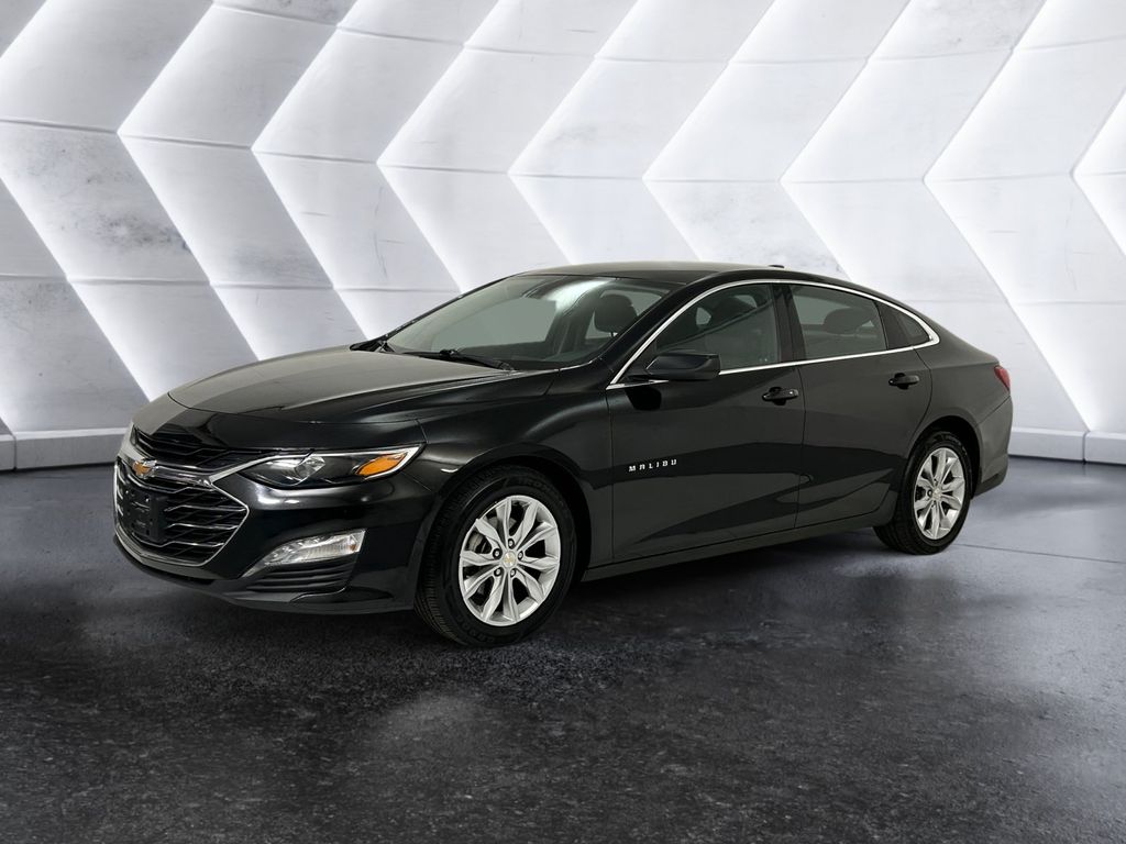 Used 2023 Black Chevrolet LT image 3