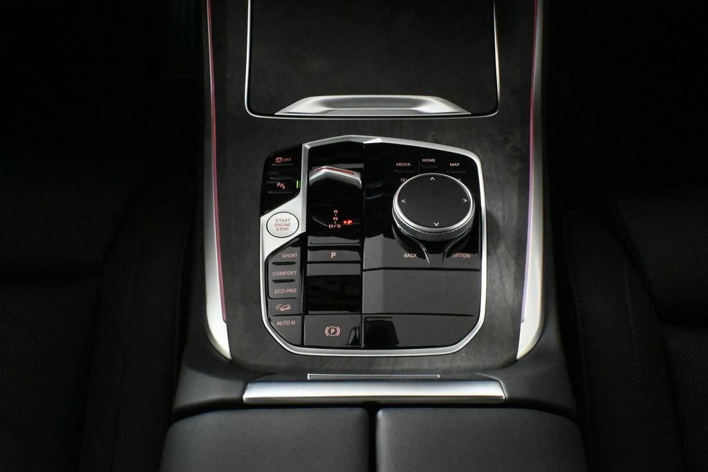 Thumbnail: 2026 BMW X5 - 25