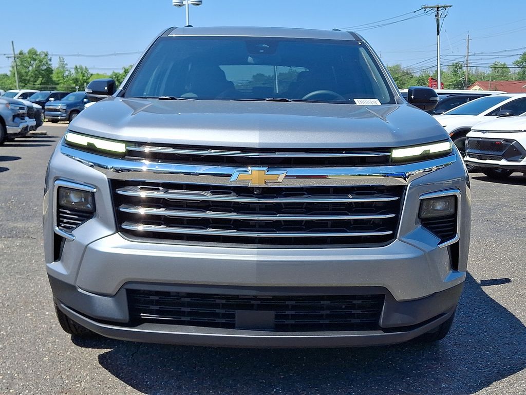 new 2025 Chevrolet Traverse car, priced at $44,445