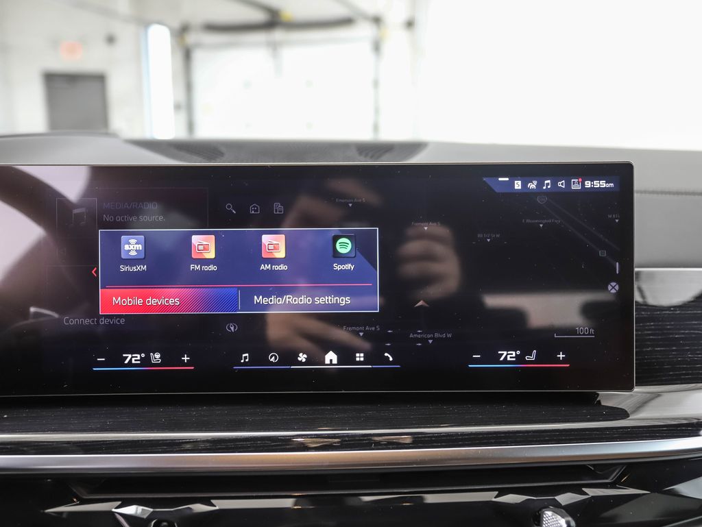 Thumbnail: 2026 BMW X5 - 16