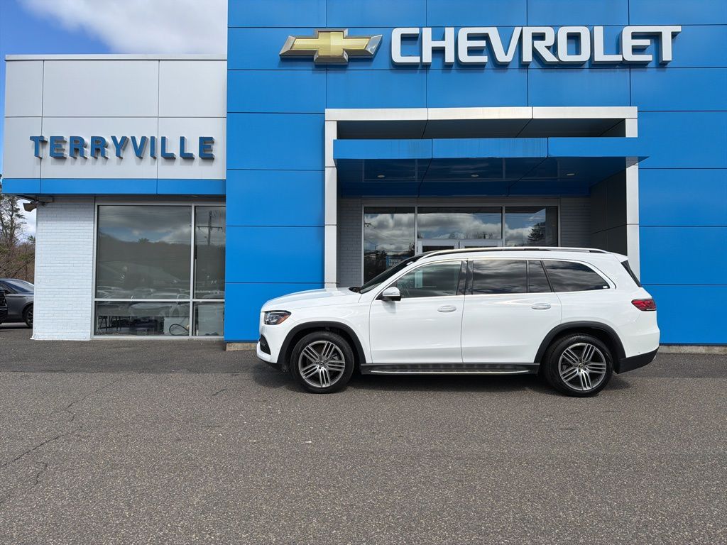 White 2022 Mercedes-Benz GLS 450 4MATIC SUV / Crossover All-Wheel Drive 9-Speed Automatic