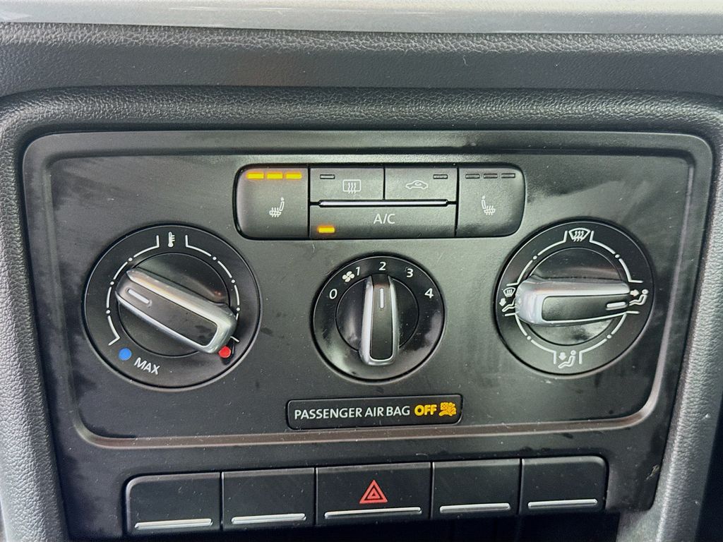 Used Car 2015 Volkswagen Beetle  1.8t For Sale Under $15,000 In Austin, Texas