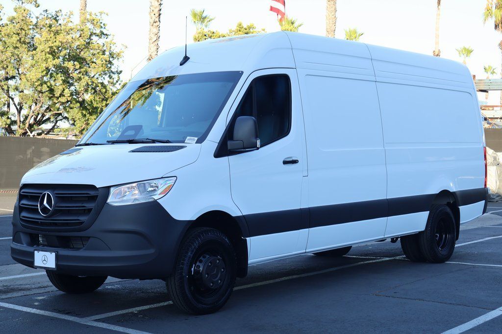 Thumbnail: 2026 Mercedes-Benz Sprinter - 1