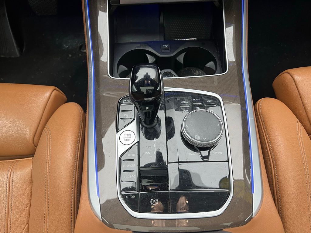 Thumbnail: 2022 BMW X5 - 12