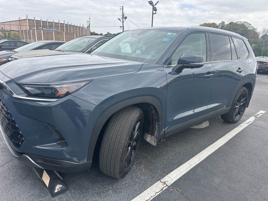 01l6 2025 Toyota Grand Highlander Platinum AWD SUV / Crossover All-Wheel Drive 8-Speed Automatic