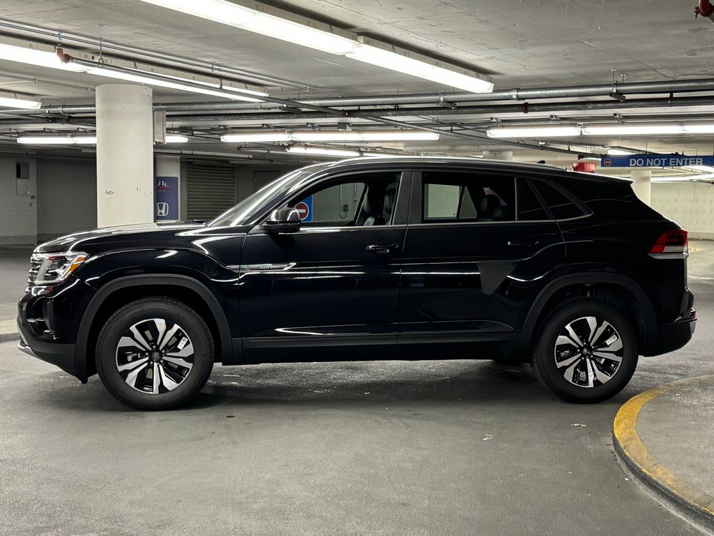 2024 Volkswagen Atlas Cross Sport 2.0T SE 26