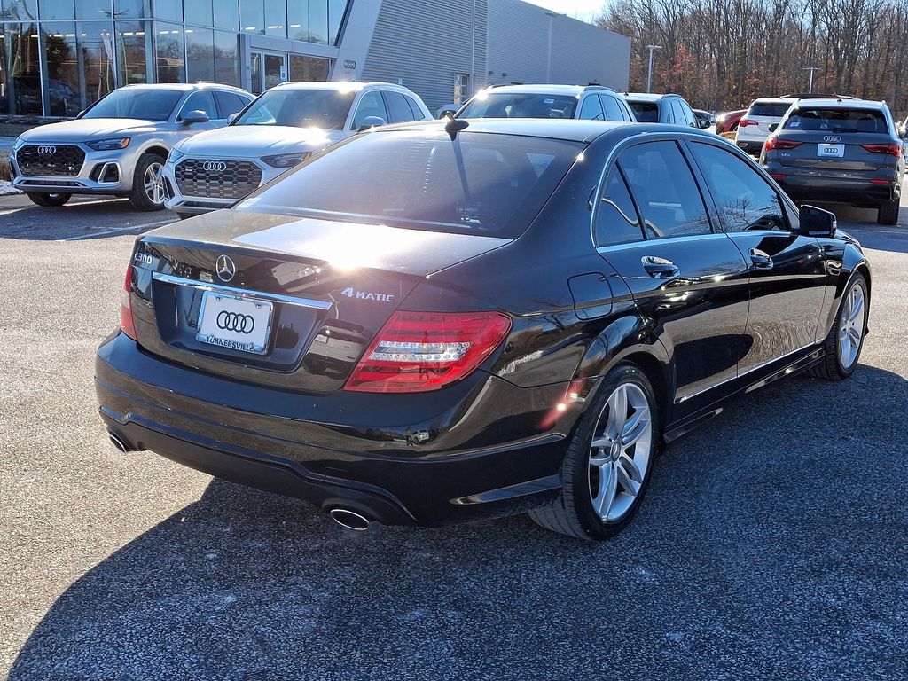 2014 Mercedes-Benz C-Class C 300 6