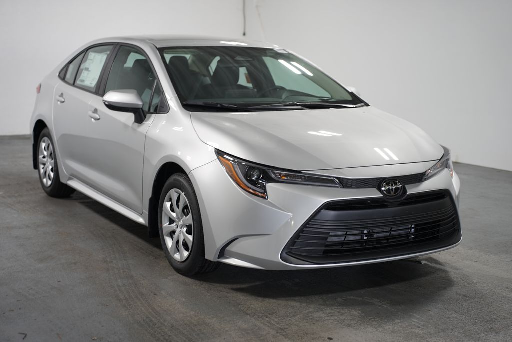 Thumbnail: 2025 Toyota Corolla - 3