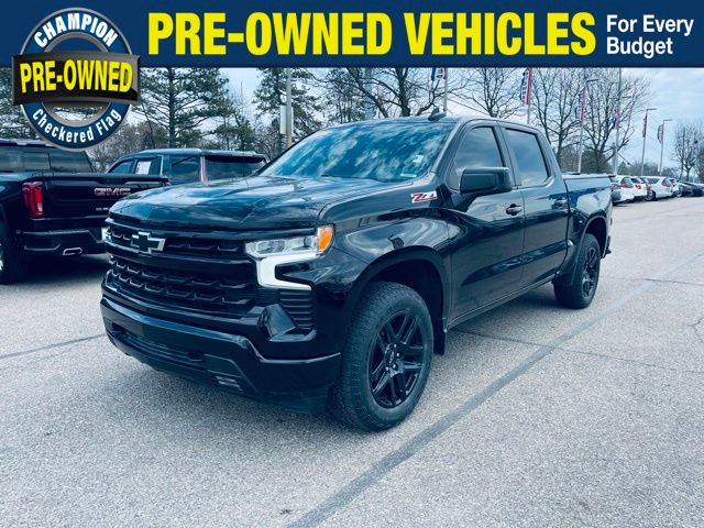 Black 2022 Chevrolet Silverado 1500 RST Crew Cab 4WD Pickup Truck Four-Wheel Drive Automatic