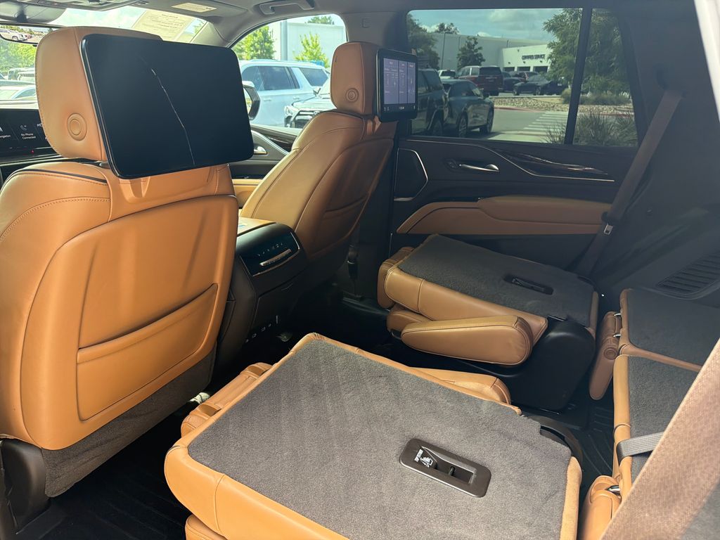 Used 2021 White Cadillac Premium Luxury image 33