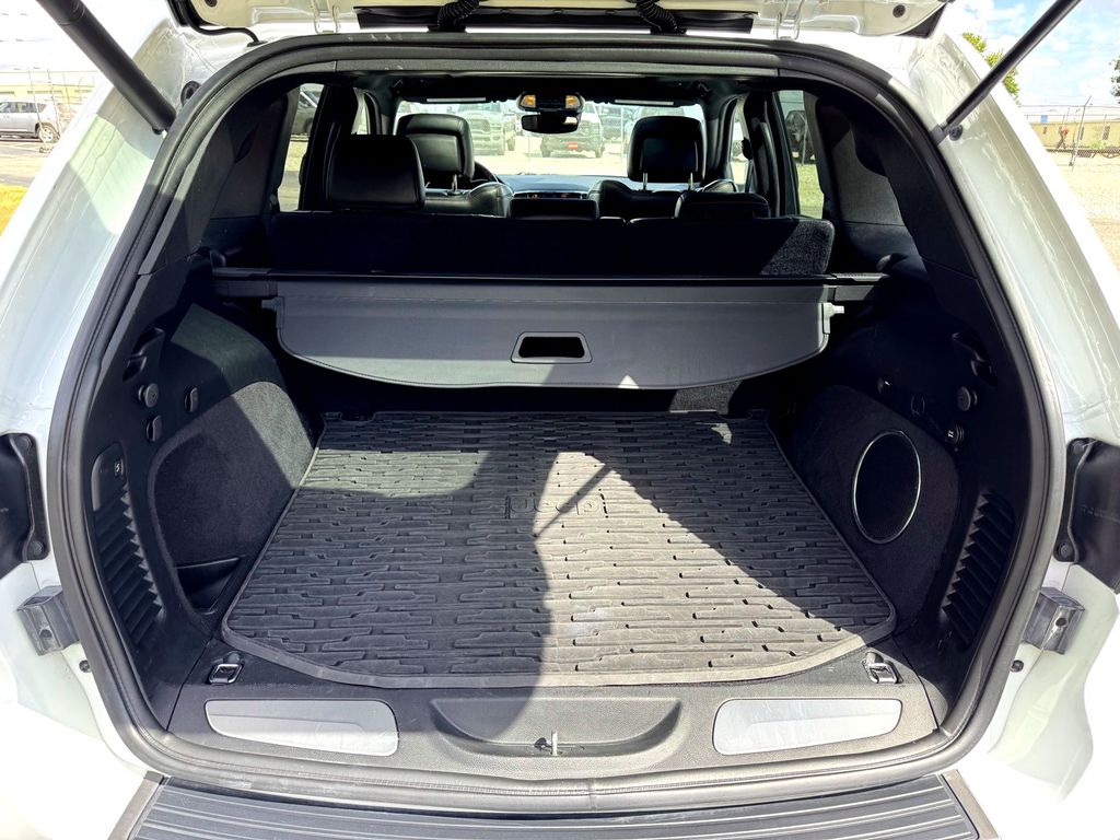 Used Car 2019 Jeep Grand Cherokee  Trailhawk For Sale Under $25,000 In Taylor, Texas