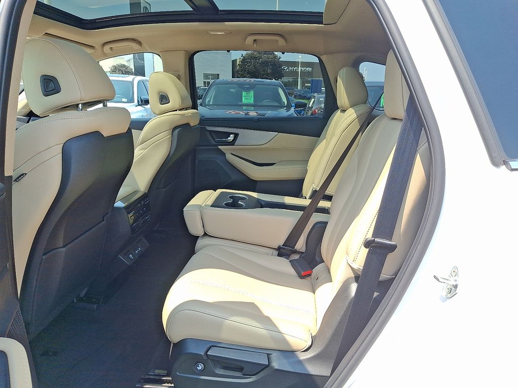 Thumbnail: 2023 Acura MDX - 10