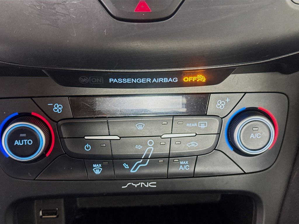 Used Car 2018 Ford Focus  Se For Sale Under $10,000 In Austin, Texas