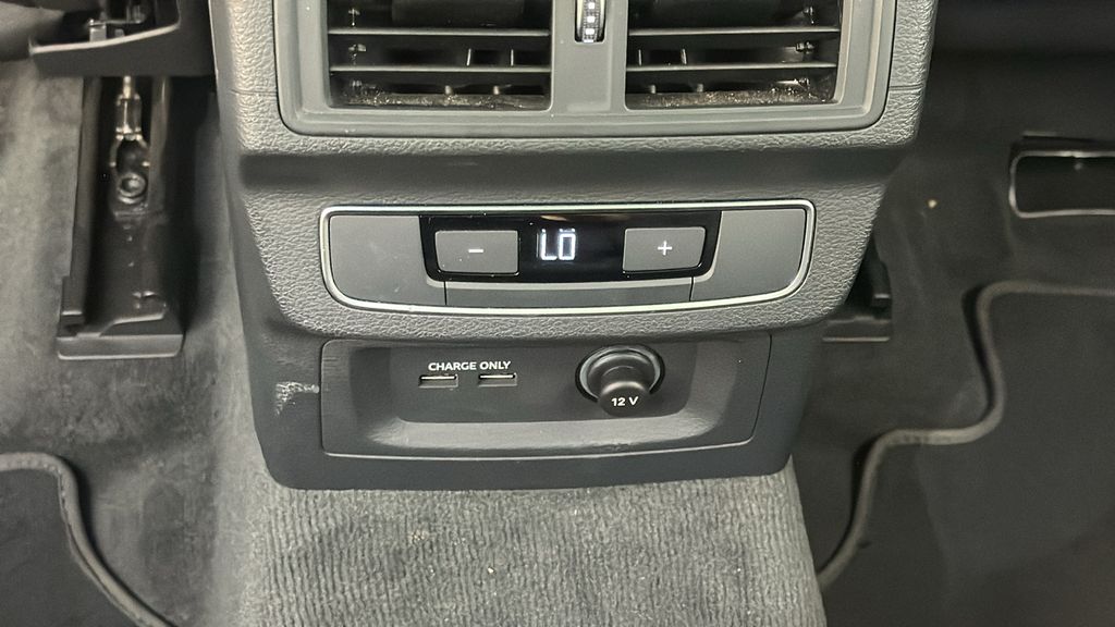 2023 Audi Q5 e Premium 27