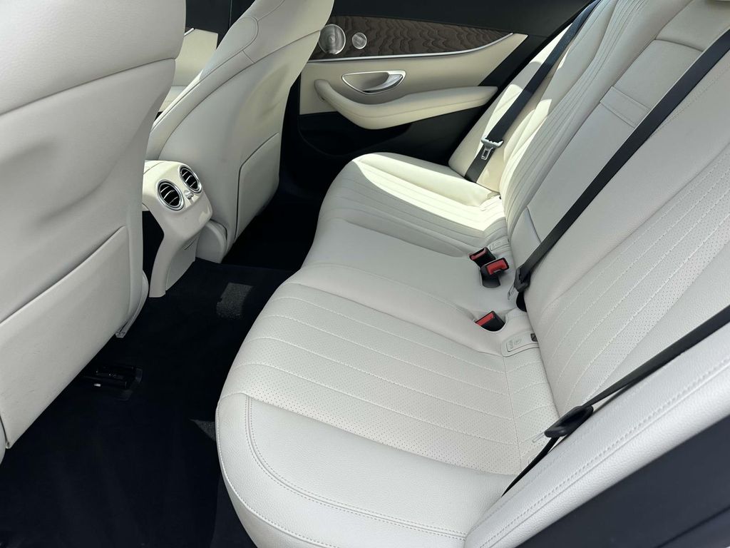 2022 Mercedes-Benz E-Class E 350 25