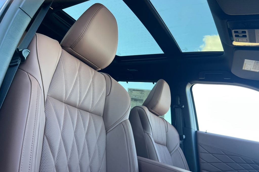 2026 Mitsubishi Outlander SEL - Photo 19